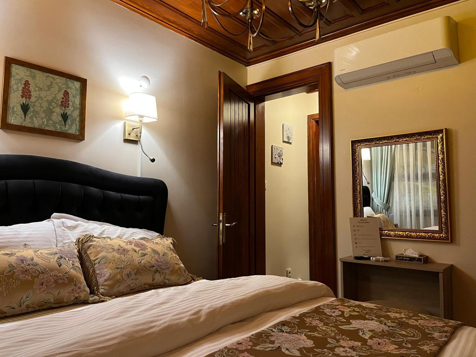 Lily Mansion Appartement Istanboel Buitenkant foto